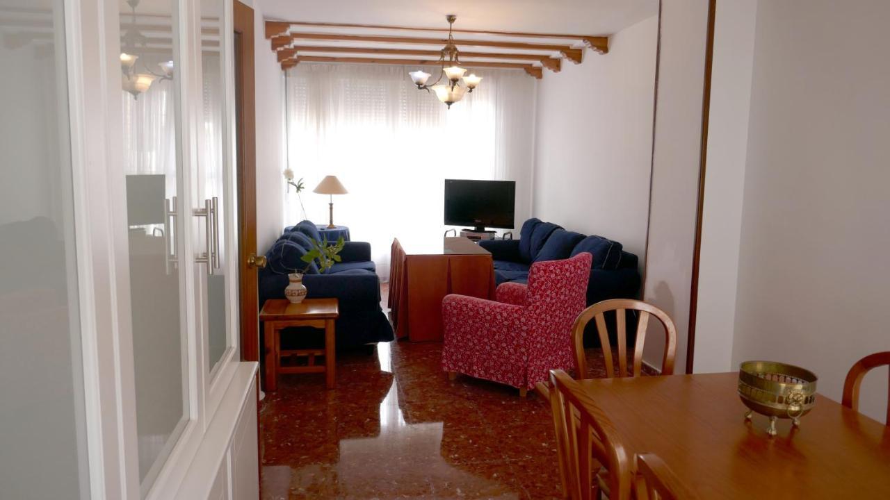 Casa Soleada en Calle Tranquila Sevilla Exterior foto