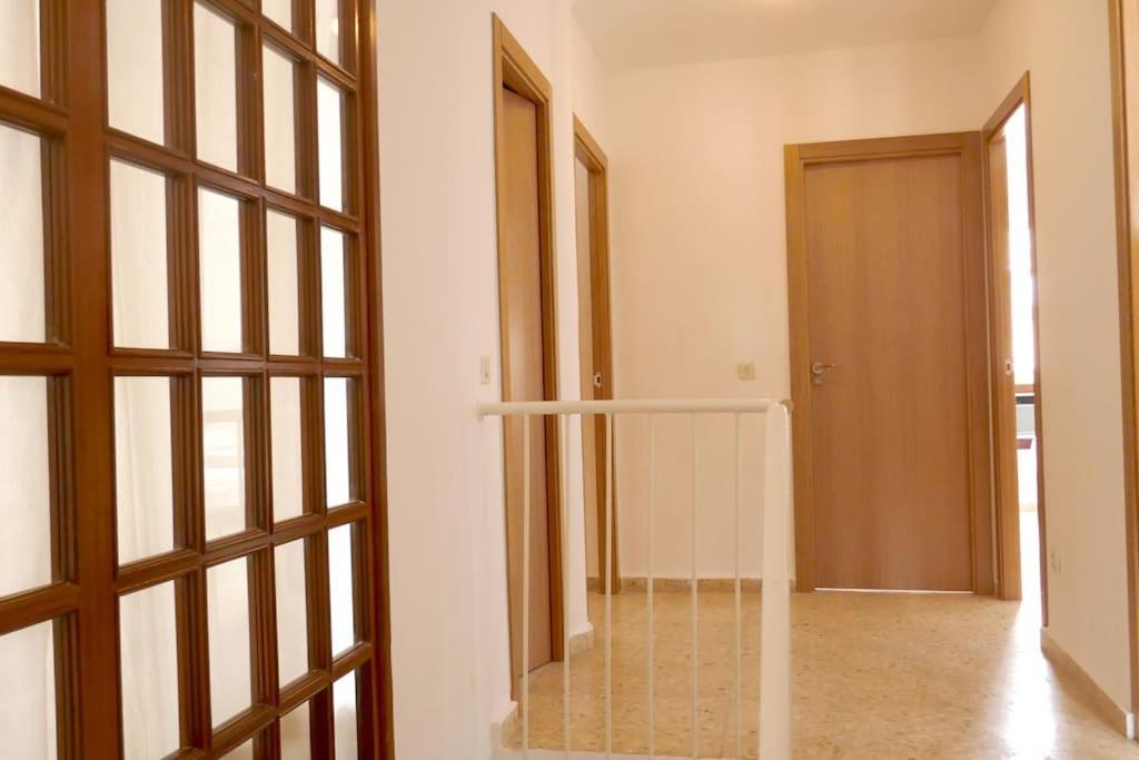 Casa Soleada en Calle Tranquila Sevilla Exterior foto